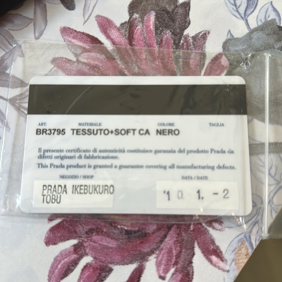 EUC Prada nylon bag with authentic card and free wallet - Picture 15 of 16